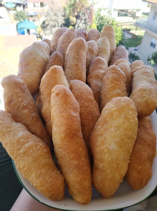 Bolinho Frito Dourado e Crocante